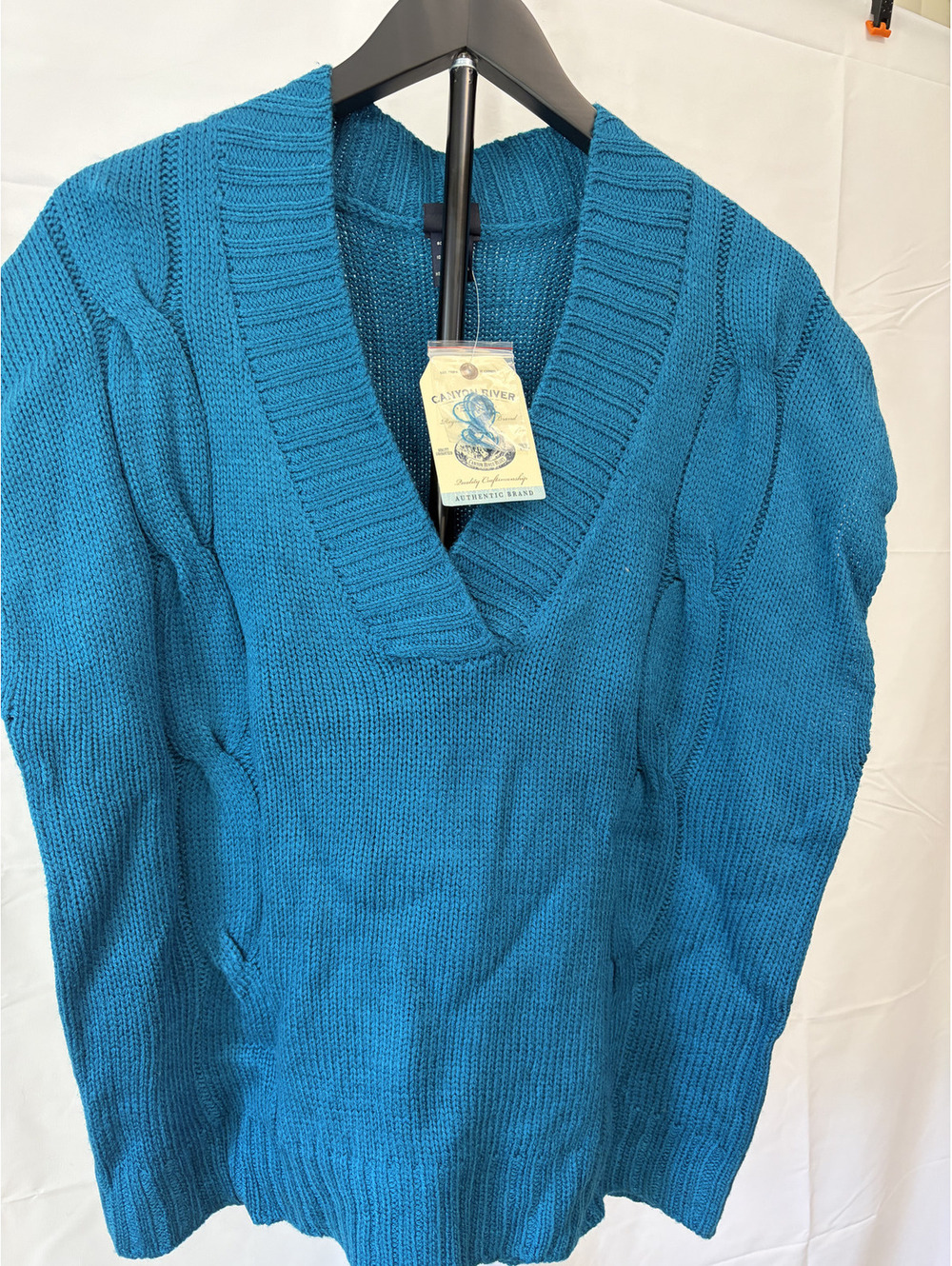 Canyon River Women's Sleeveless Knit Sweater, Blue, V-Neck, Size L
